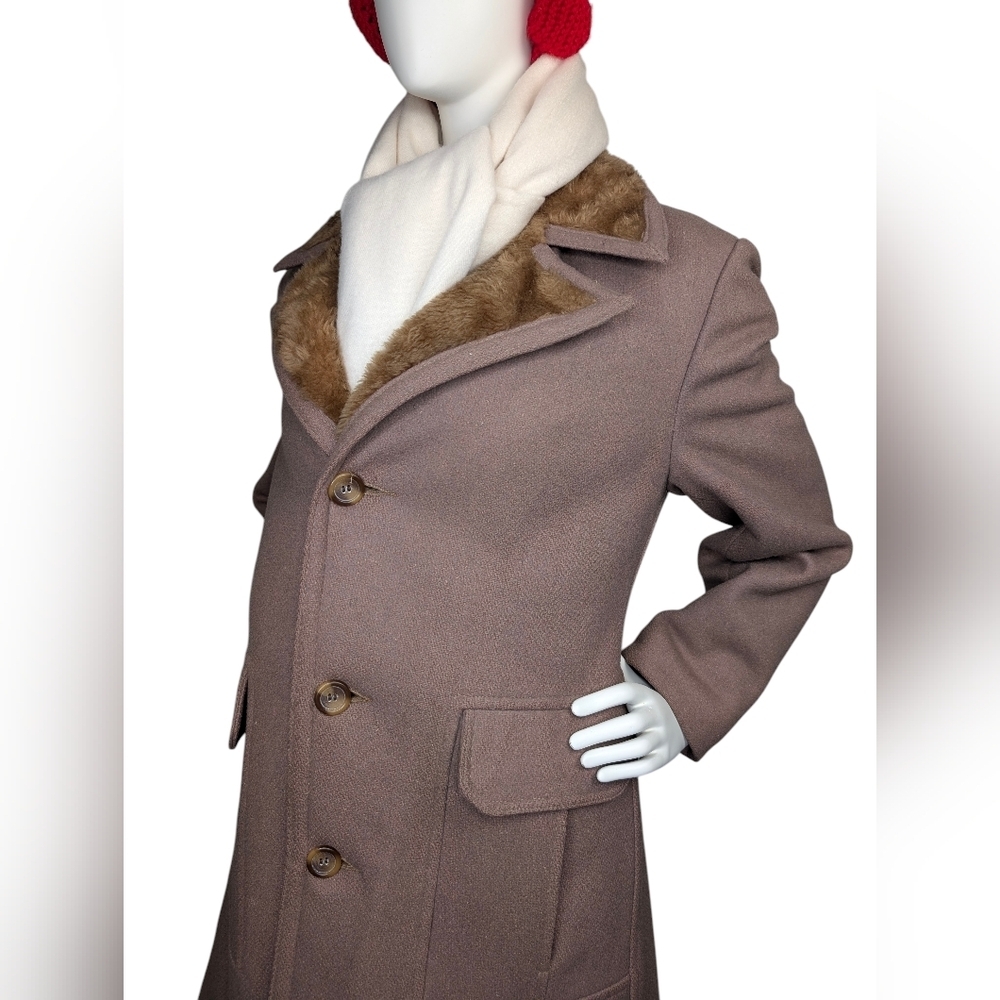 Vintage MacMor Canada Wool Coat With Faux Shearling Trim | Unisex | Medium - Picture 10 of 13